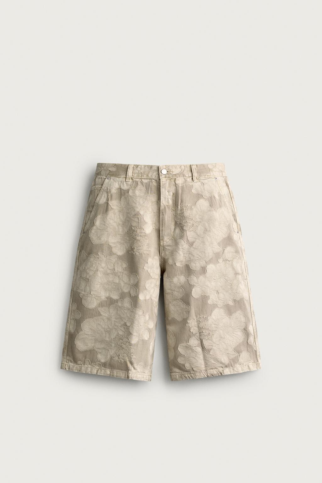 BAGGY FIT JACQUARD FLORAL BERMUDA SHORTS