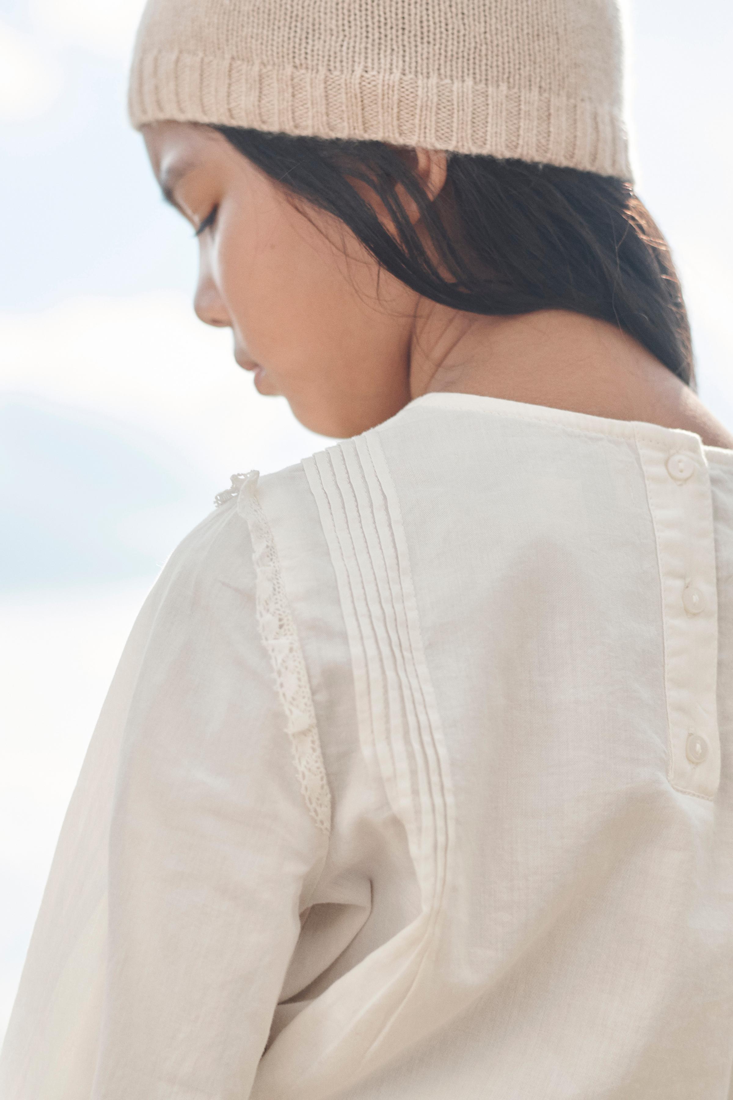 BLOUSE BRODÉE À FLEURS ÉDITION LIMITÉE