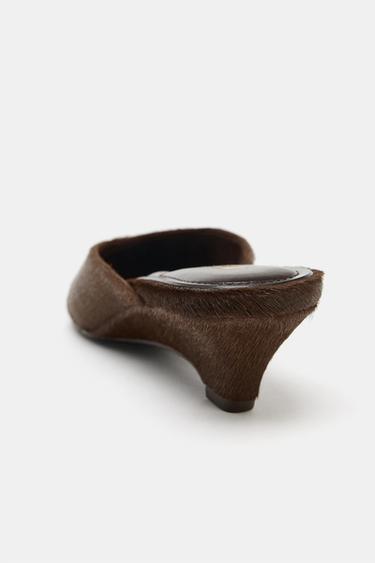 CHAUSSURES COMPENSÉES EN CUIR AVEC EFFET FOURRURE - Marron de Zara - Image 5