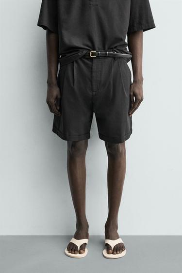 RELAXED FIT PLEATED BERMUDA SHORTS - Black by Zara