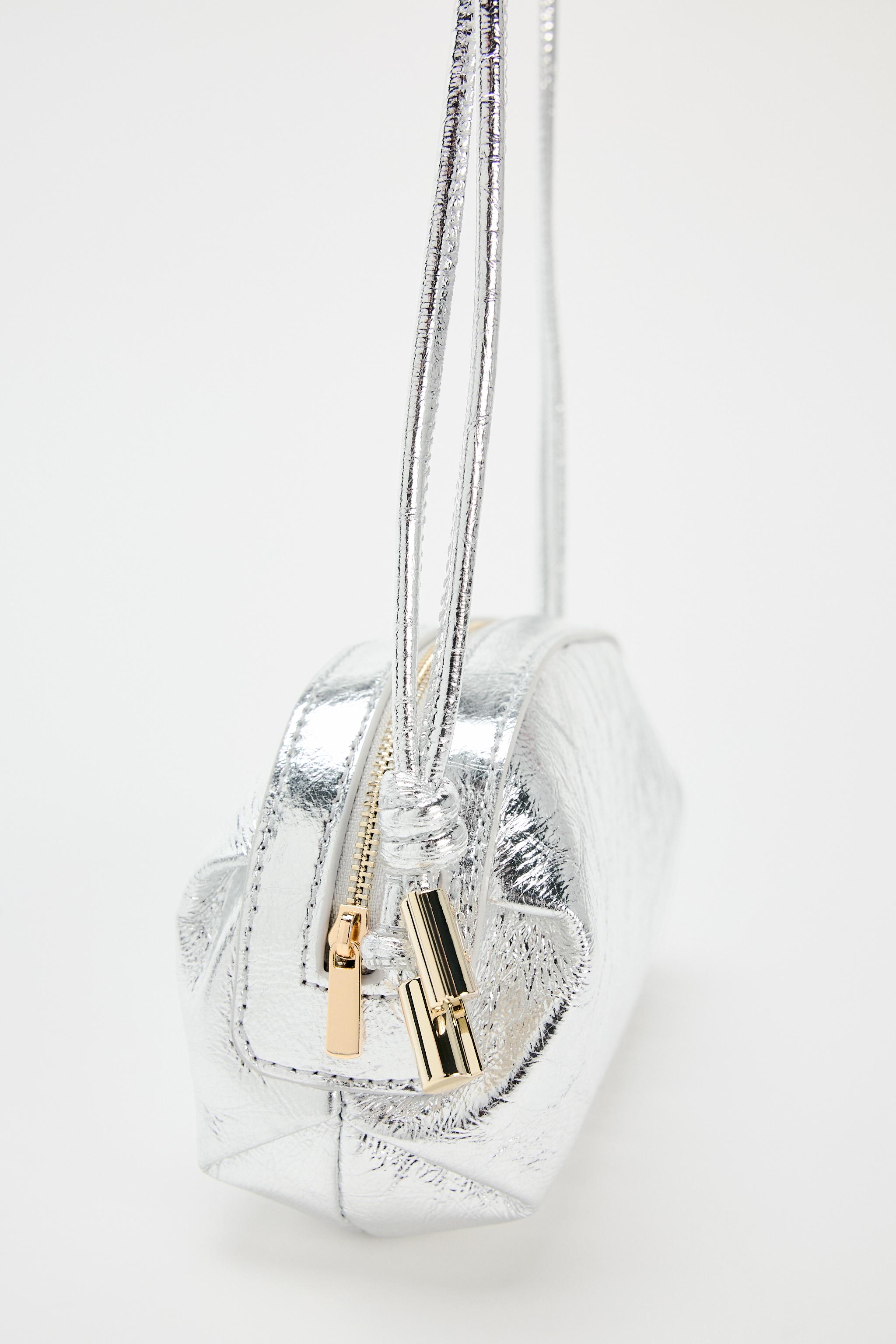 METALLIC CROSSBODY BAG