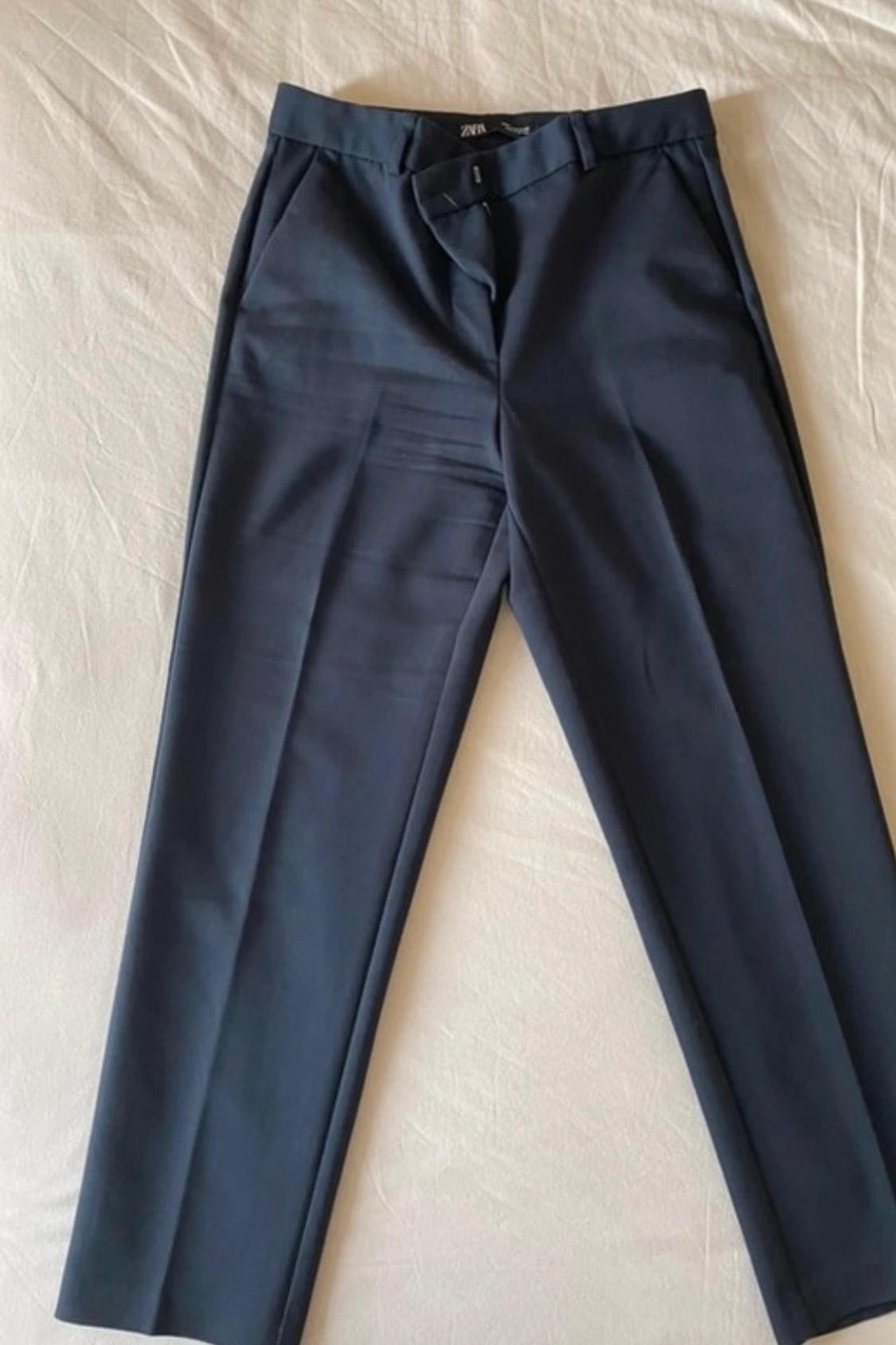 SKINNY TROUSERS WITH BELT