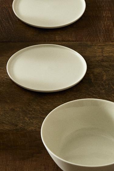 TABLEWARE 01 - Intense red by Zara