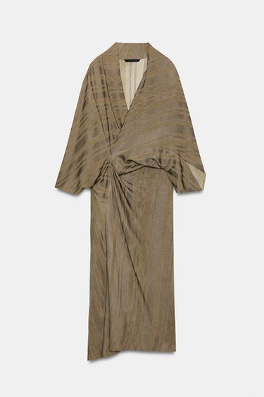 فستان 100% فيسكوز بأكمام خفاش ZW COLLECTION - بني الخاص بـ Zara