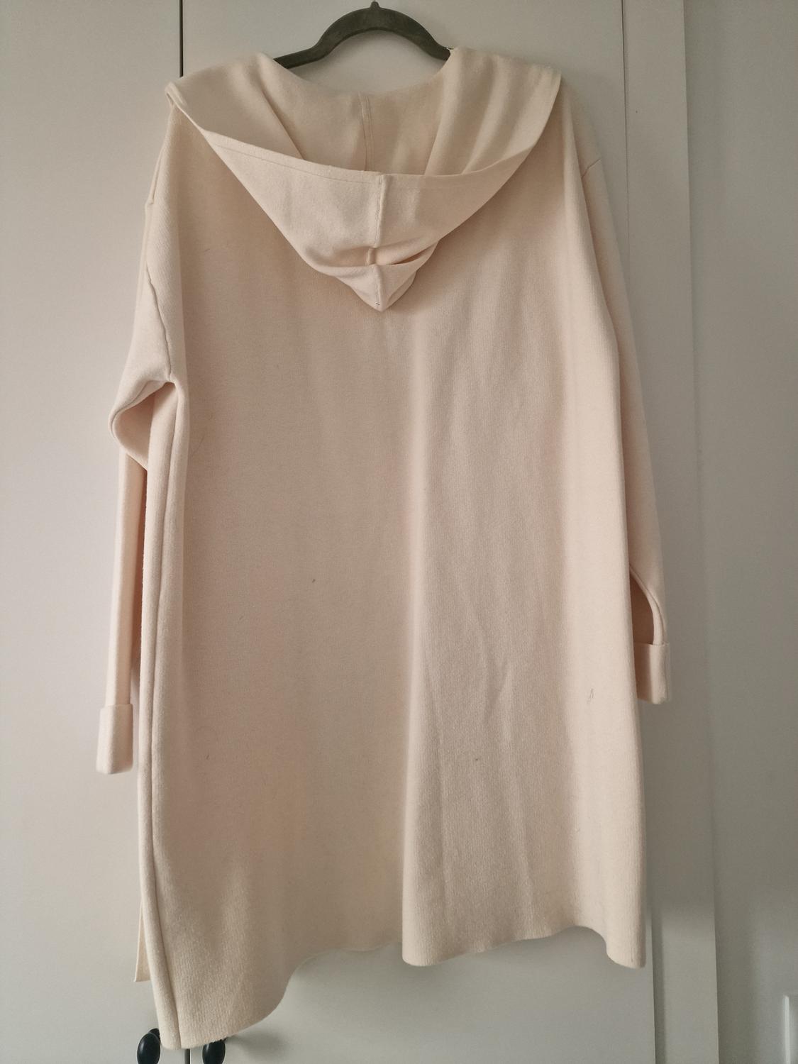 KNIT COAT WITH HOOD - Image 3