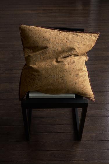 BLOCK PRINT CUSHION COVER — Burgundy 1