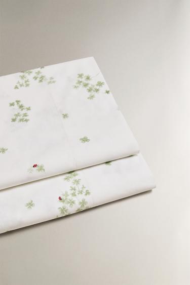 DRAP DE DESSUS TRÈFLES ET COCCINELLES - Blanc cassé de Zara - Image 3