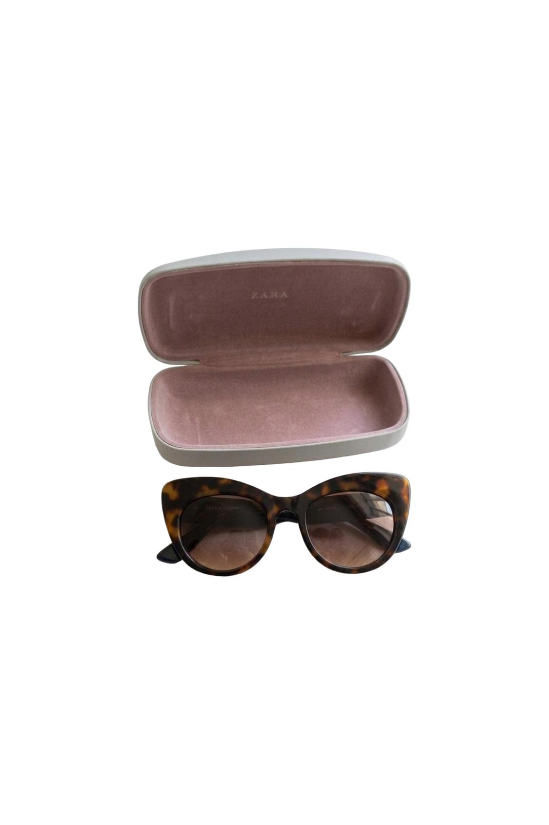 ZARA TORTOISESHELL CATEYE SUNGLASSES WITH PROTECTIVE CASE - Image 4