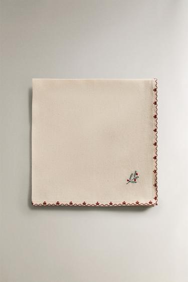 CHRISTMAS NAPKIN WITH FLORAL EMBROIDERY - Ecru by Zara - Image 0