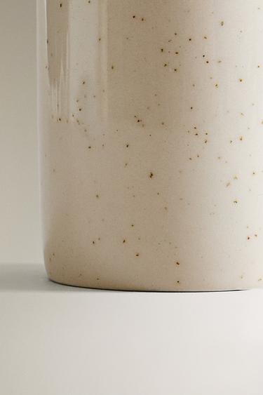 TASSE PORCELAINE BORD VIEILLI - Écru clair de Zara - Image 4