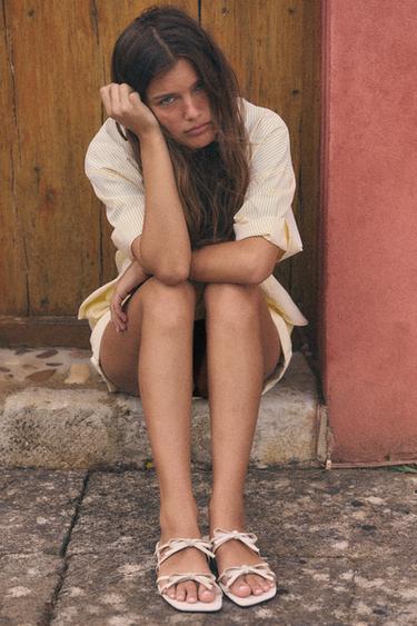 LEATHER BOW SANDALS - white by Zara