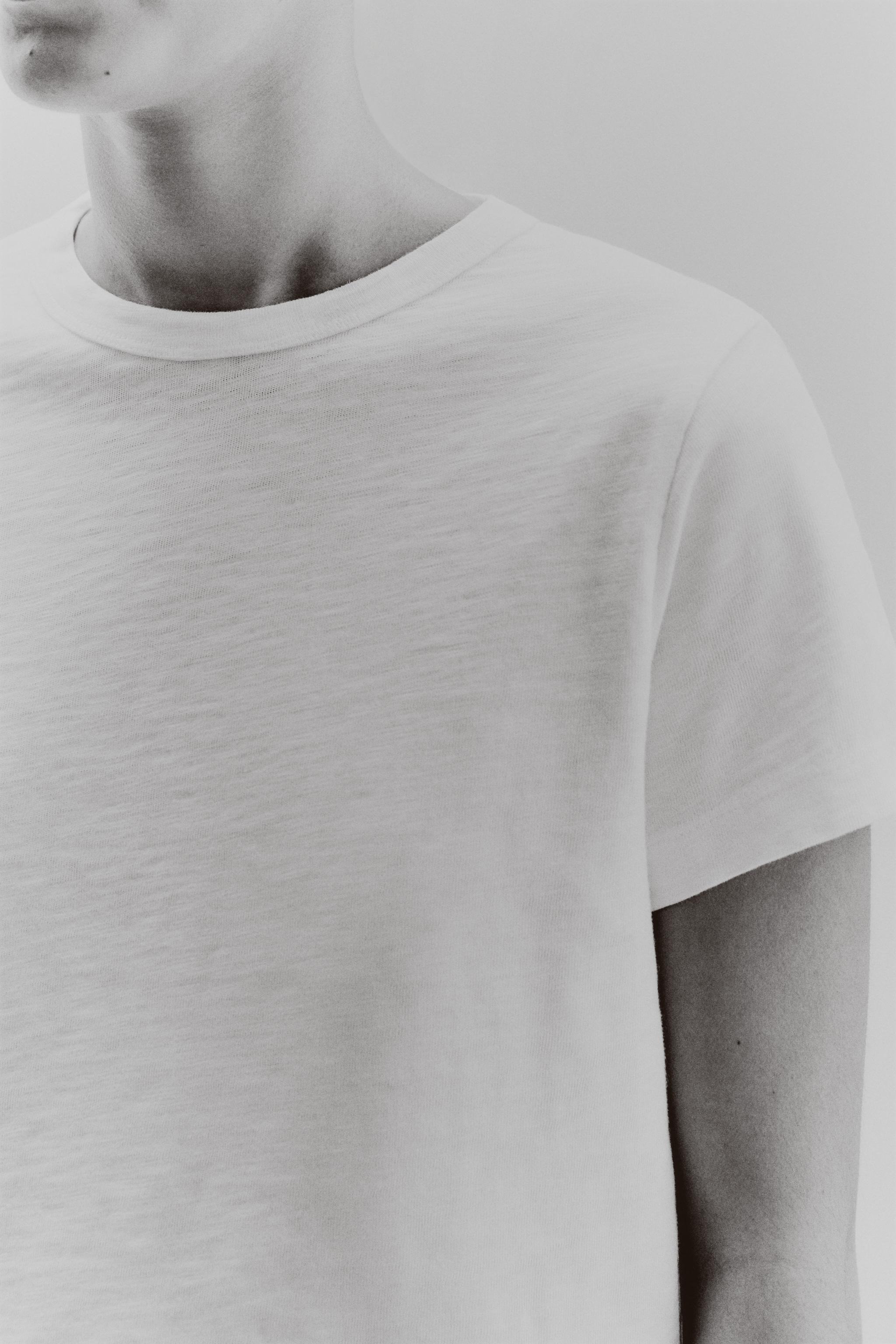 T-SHIRT EN COTON MANCHES COURTES