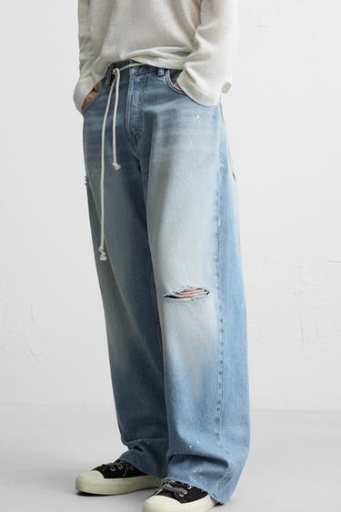 RIPPED BAGGY FIT JEANS - Light blue by Zara