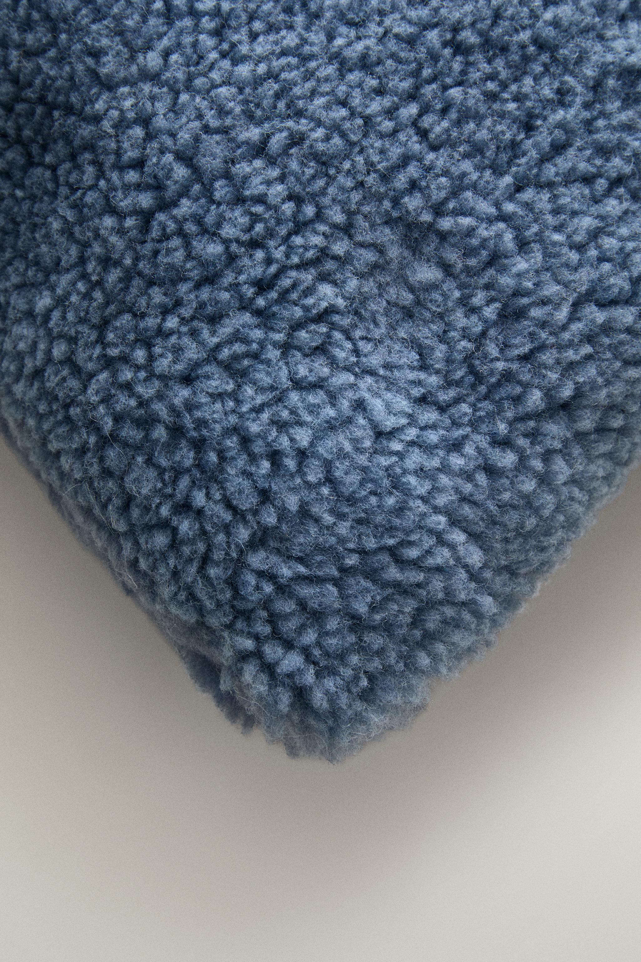 CHILDREN'S FAUX SHEARLING CUSHION WITH F — Blue