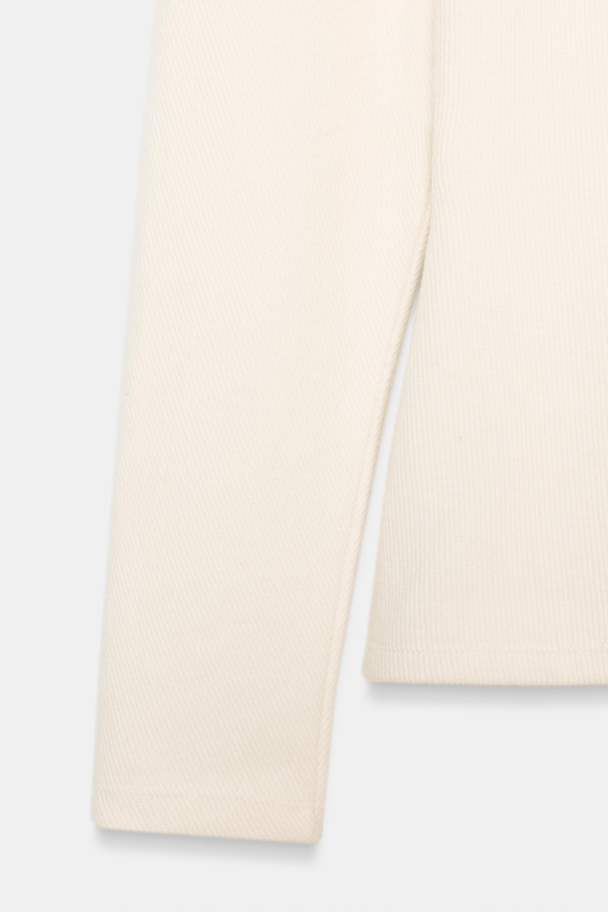 LONG SLEEVE SOFT SWEATSHIRT