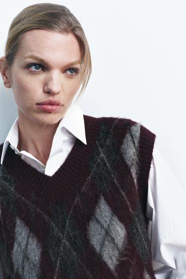 DIAMOND KNIT JUMPER VEST - Purple by Zara - Image 1