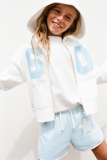 SUDADERA CROPPED CAPUCHA CREMALLERA VARSITY - Blanco de Zara