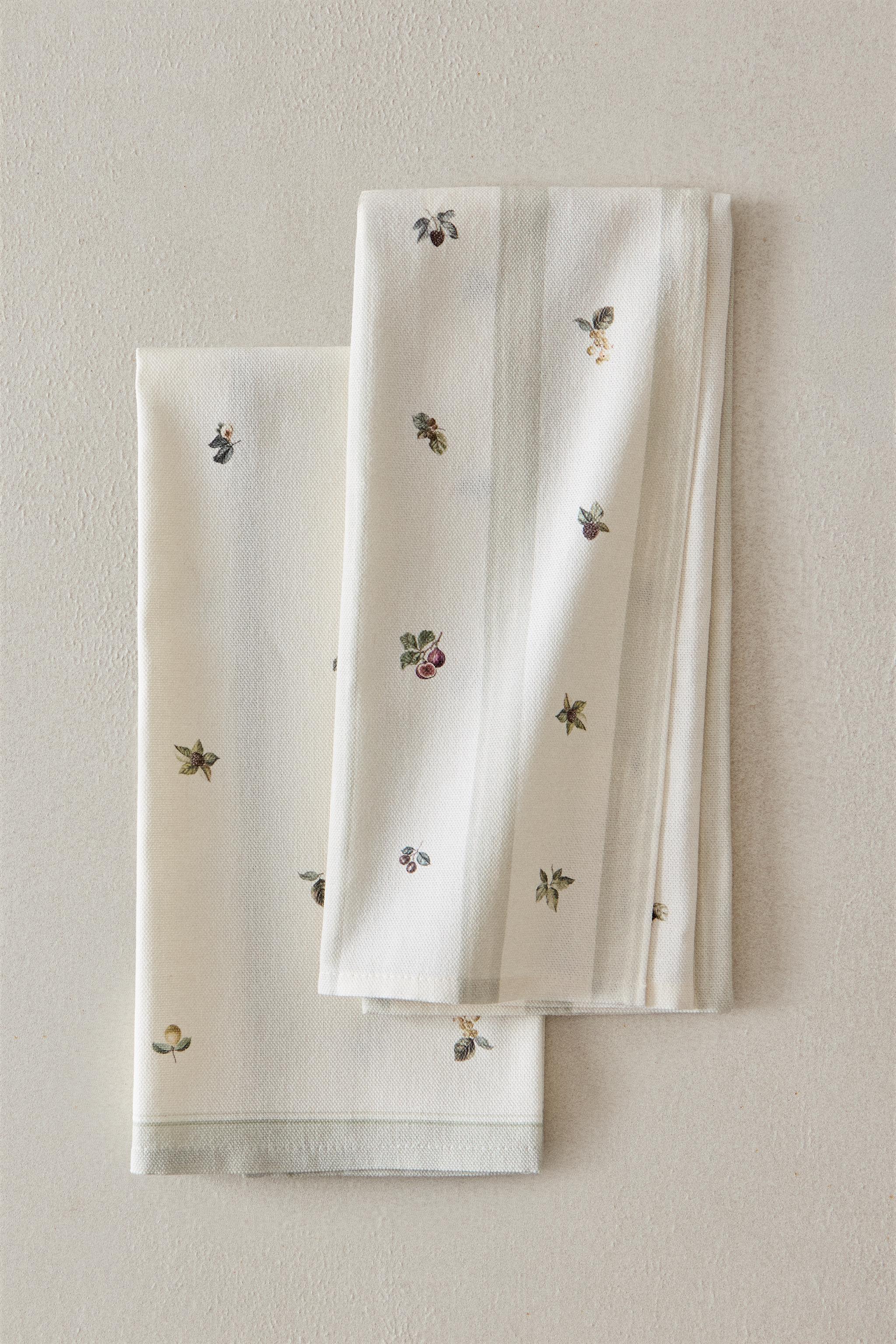 PACK OF FRUIT COTTON KITCHEN TOWELS (PACK OF 2)