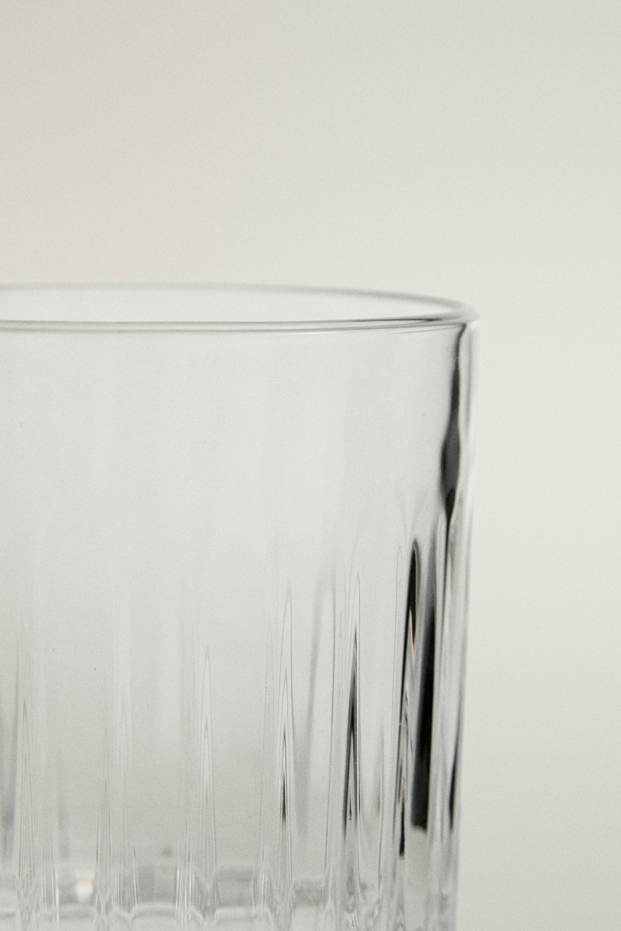 VERRE CRISTALLIN RELIEF