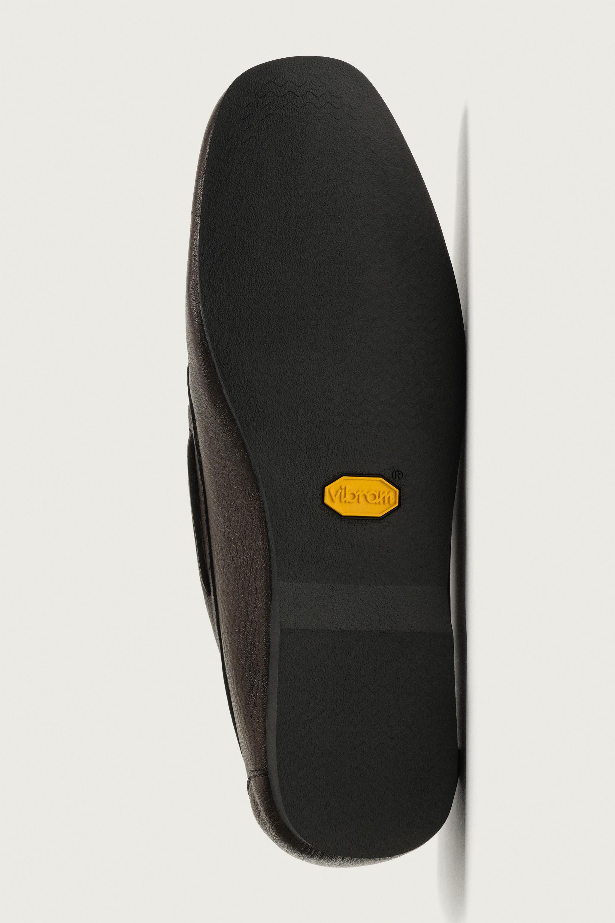 MOCASSINS EN CUIR À NŒUD AARON LEVINE X ZARA