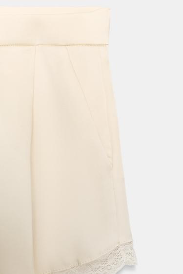 SHORT EN SATIN ET DENTELLE - Vanille de Zara - Image 7