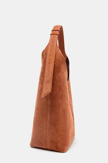 SAC MAXI SEAU EN CUIR SUÉDÉ AVEC DÉTAIL D'ANSE - Orange de Zara - Image 5