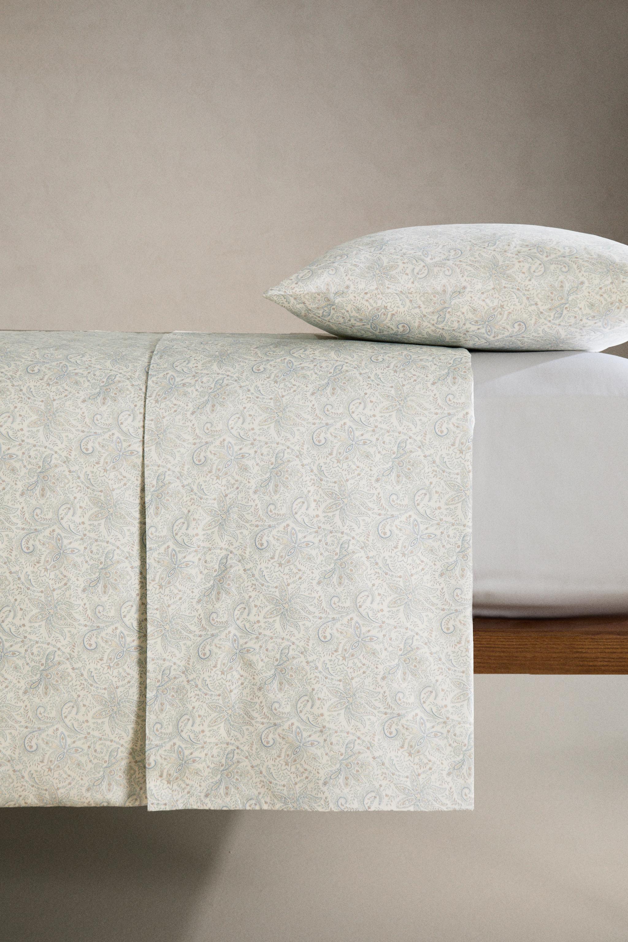PAISLEY PRINT SATEEN FLAT SHEET