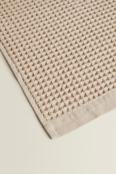 SERVIETTE DE BAIN COTON WAFFLE - Sable de Zara - Image 1