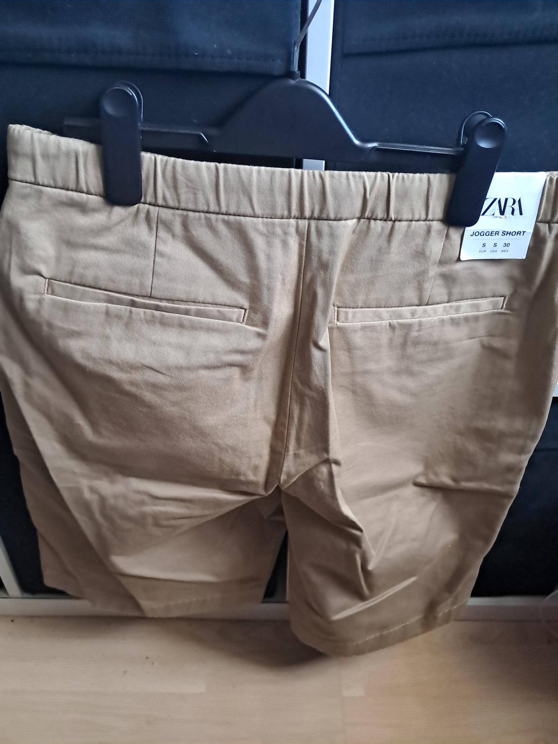 JOGGER WAIST BERMUDA SHORTS - Image 2