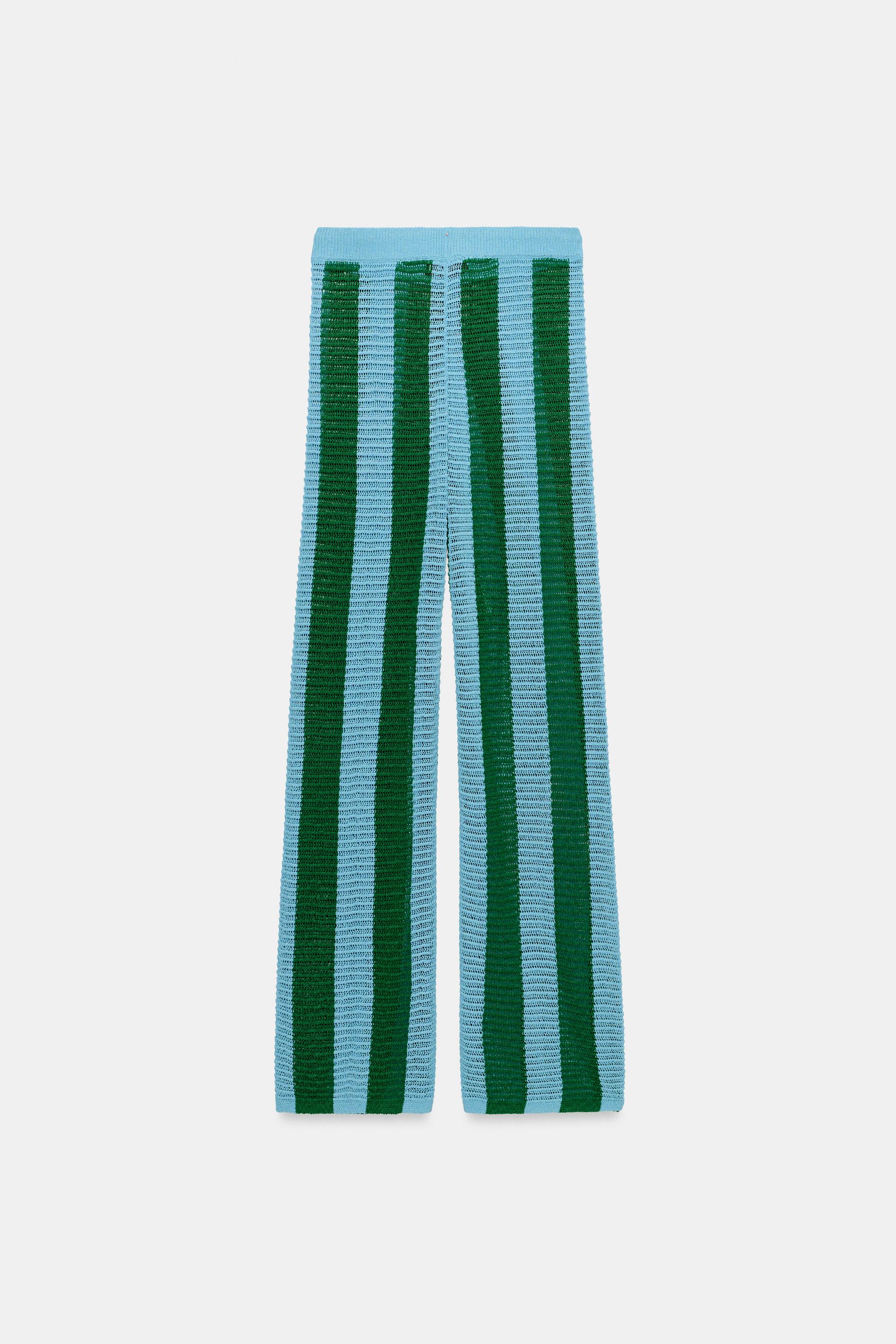 PANTALON EN MAILLE À RAYURES