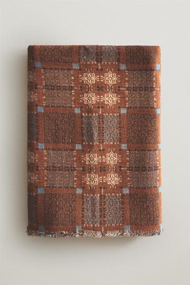COUVERTURE MOTIF GÉOMÉTRIQUE - Marron de Zara - Image 4