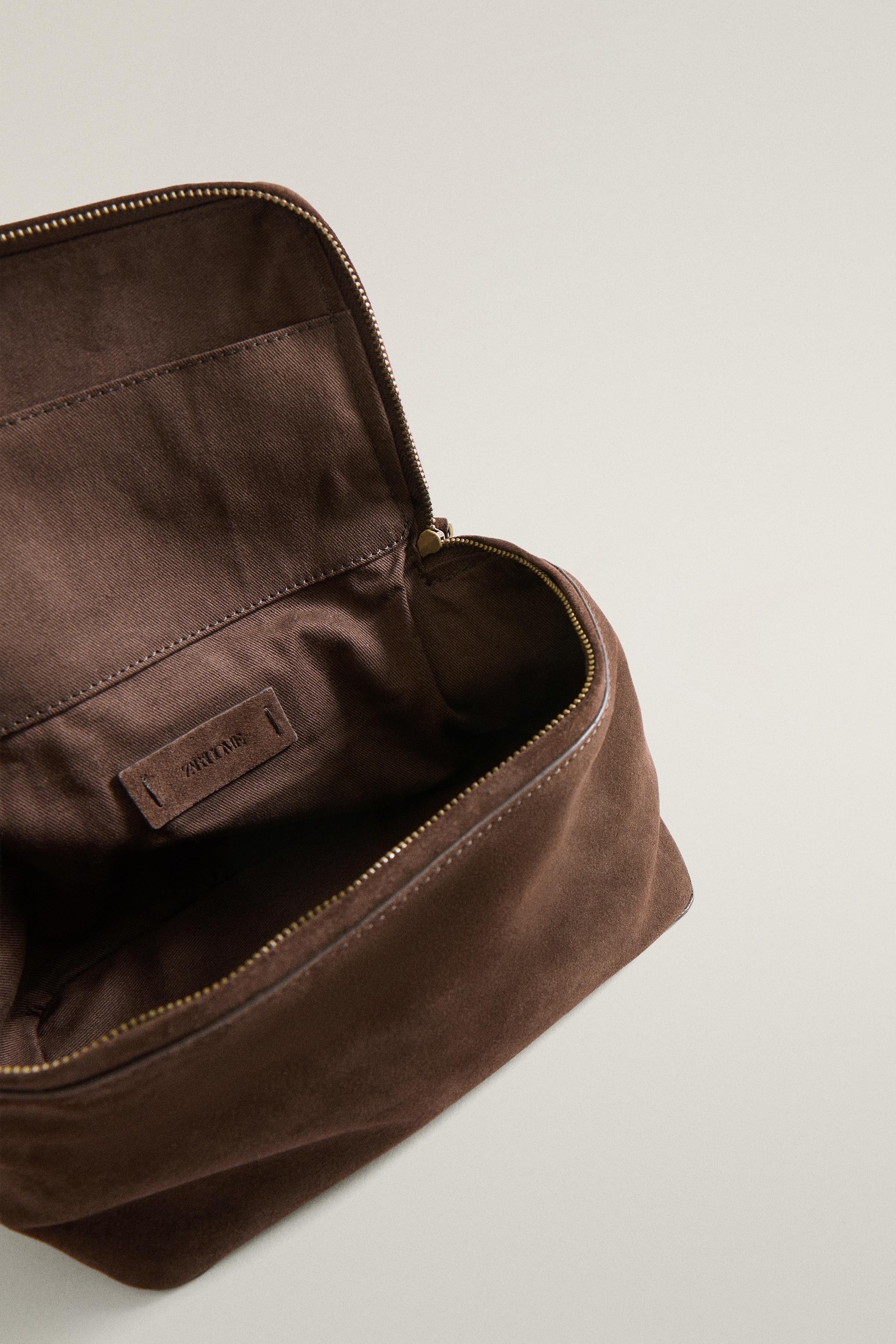 TROUSSE DE TOILETTE CUIR DAIM
