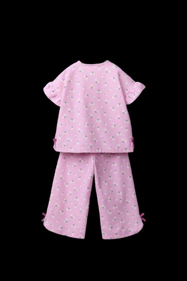 CONJUNTO CAMISETA Y PANTALÓN ESTAMPADO FLORES Y LAZOS - Rosa lavado de Zara