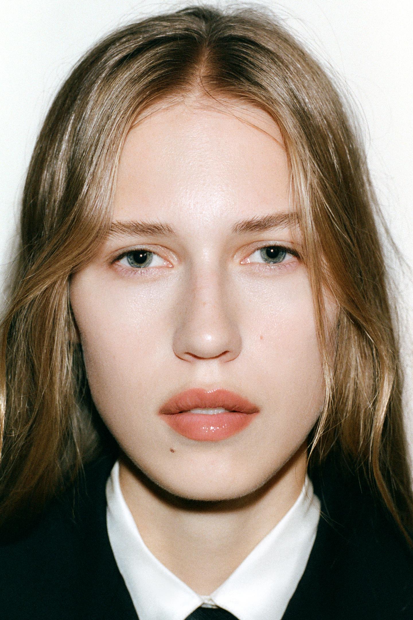 Zara Lip Oil Vibrant Caramel, цвет: Карамельный — фото 3