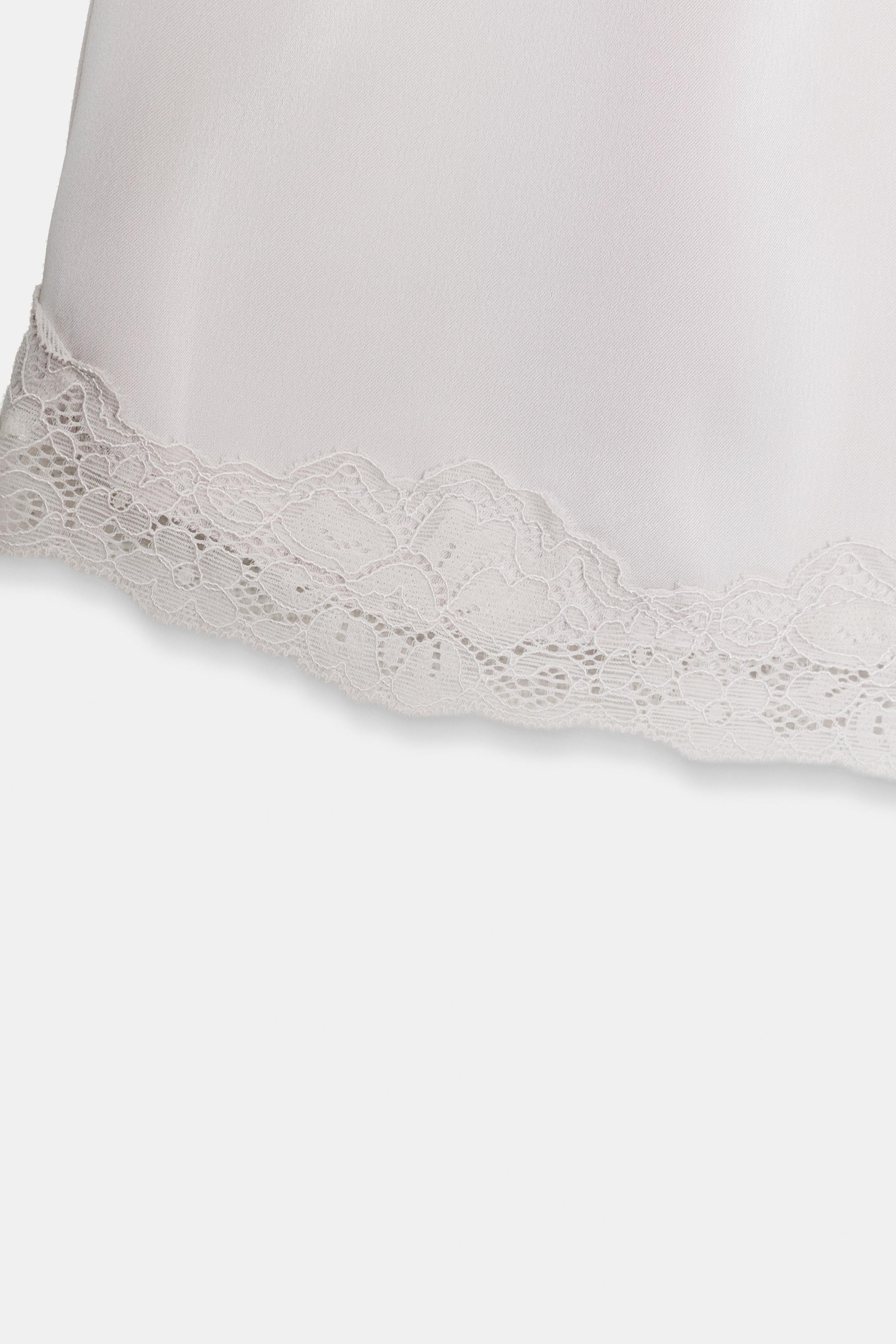 SHORT MINI SATINÉ DENTELLE