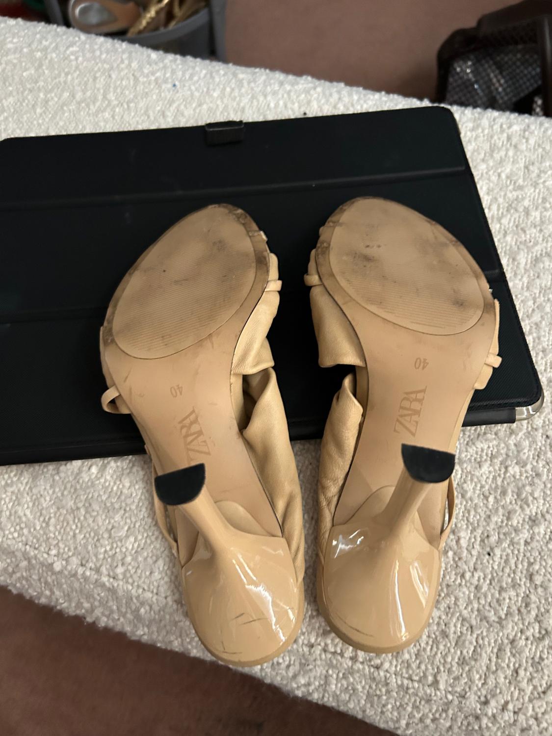 RUCHED STRAP HEELED MULE - Image 4