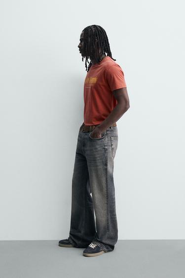 T-SHIRT LAVÉ À INSCRIPTION IMPRIMÉE - Rouge de Zara - Image 3