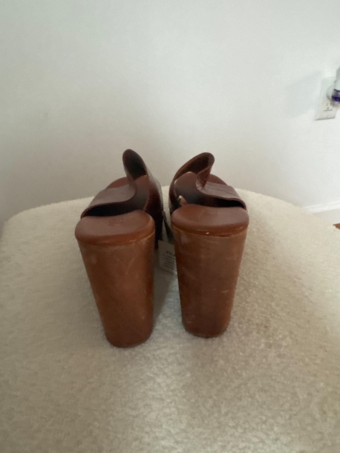 BROWN ANIMAL PRINT PLATFORM SANDALS - Image 4