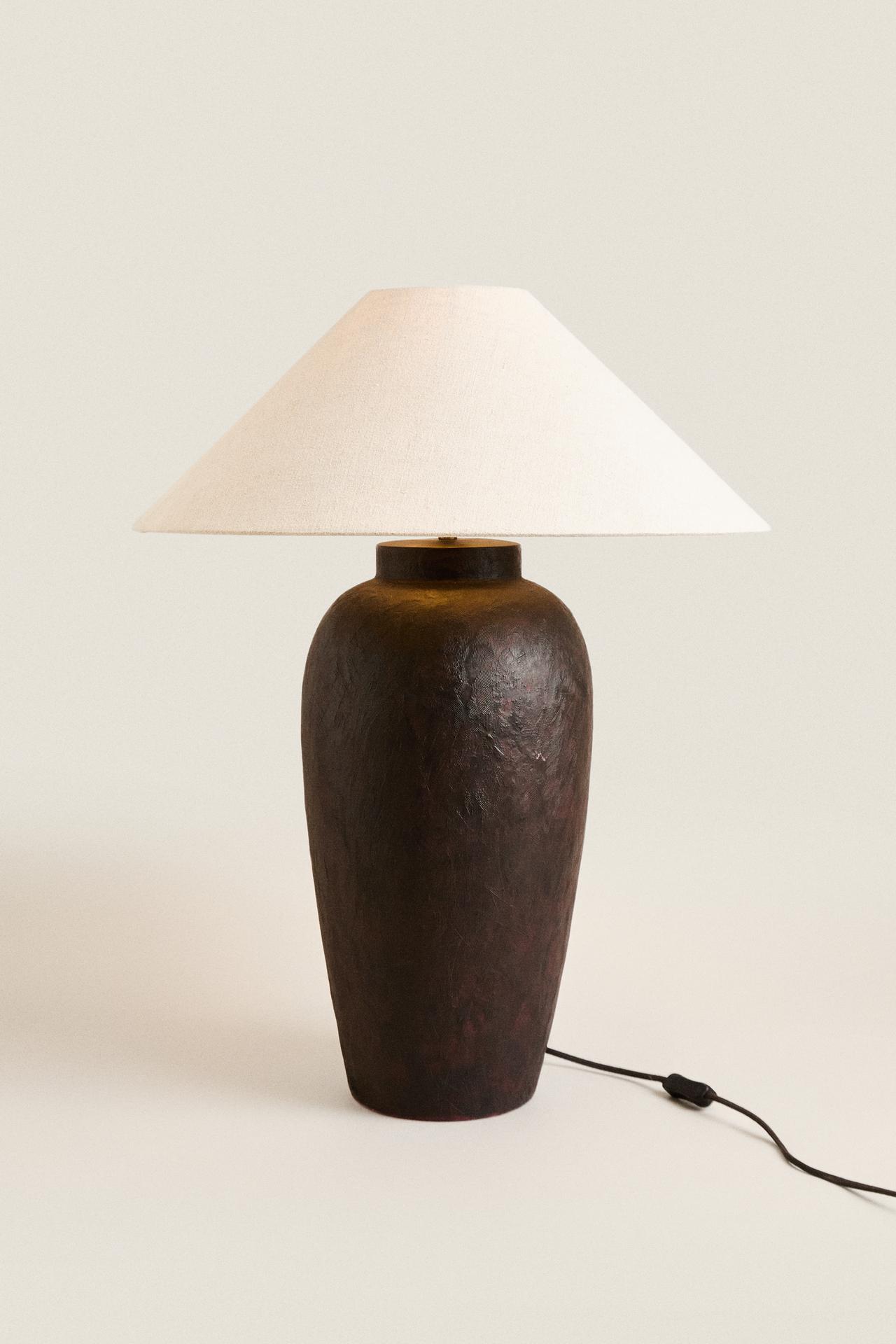 CERAMIC LINEN TABLE LAMP — Black