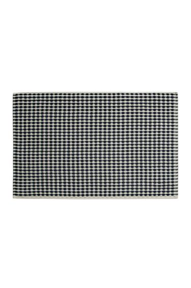 TAPIS DE BAIN TEXTURÉ WAFFLE - Bleu marine de Zara