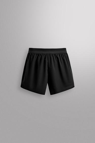 КОРОТКИЕ ШОРТЫ ДЛЯ БЕГА — ЧЕРНЫЙ от Zara