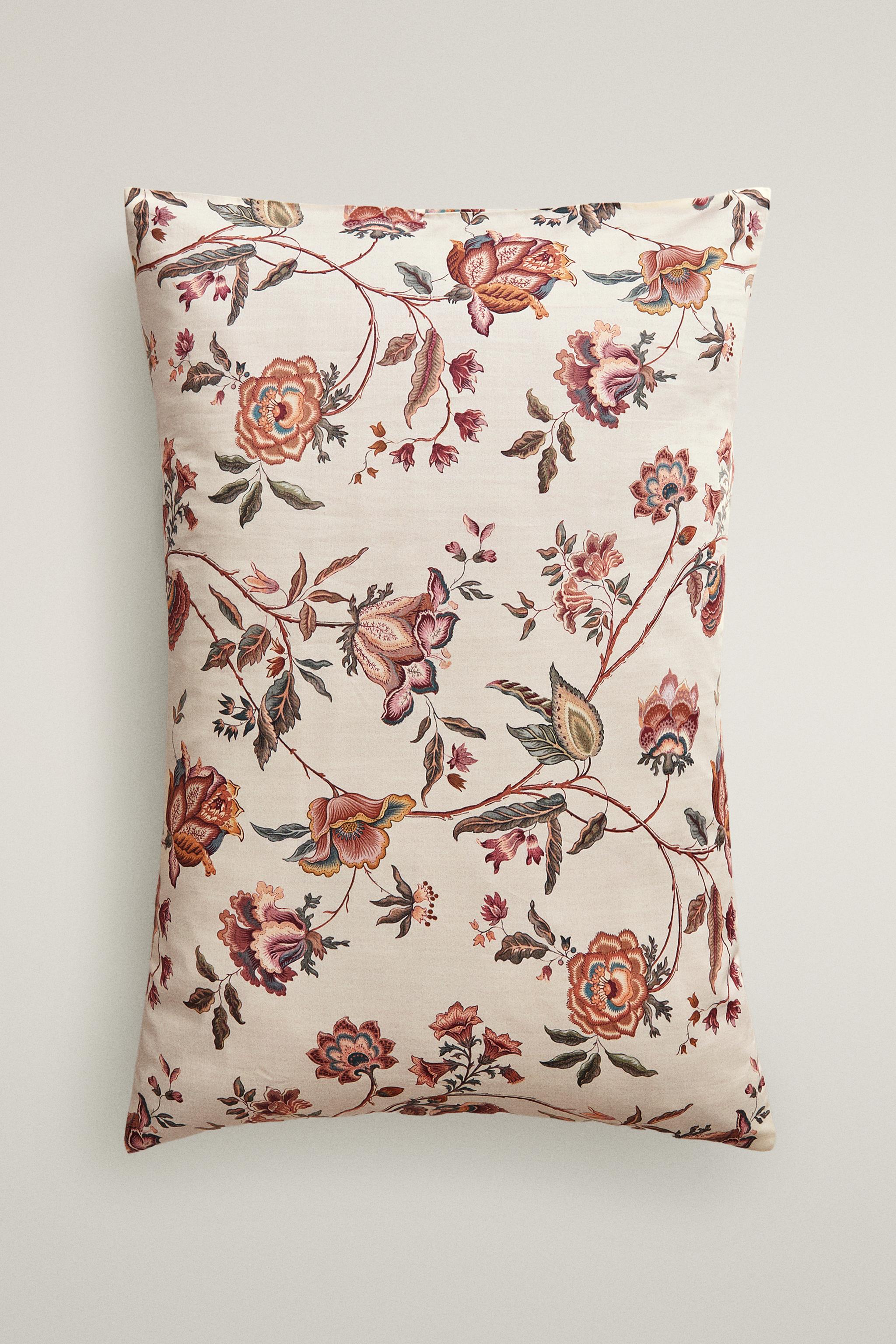 FLORAL AND BRANCH SATEEN PILLOWCASE (300 THREAD COUNT)