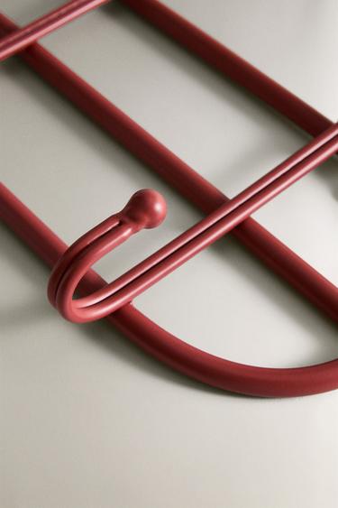 PORTE-MANTEAU ENFANT EN FER - Rouge de Zara - Image 3