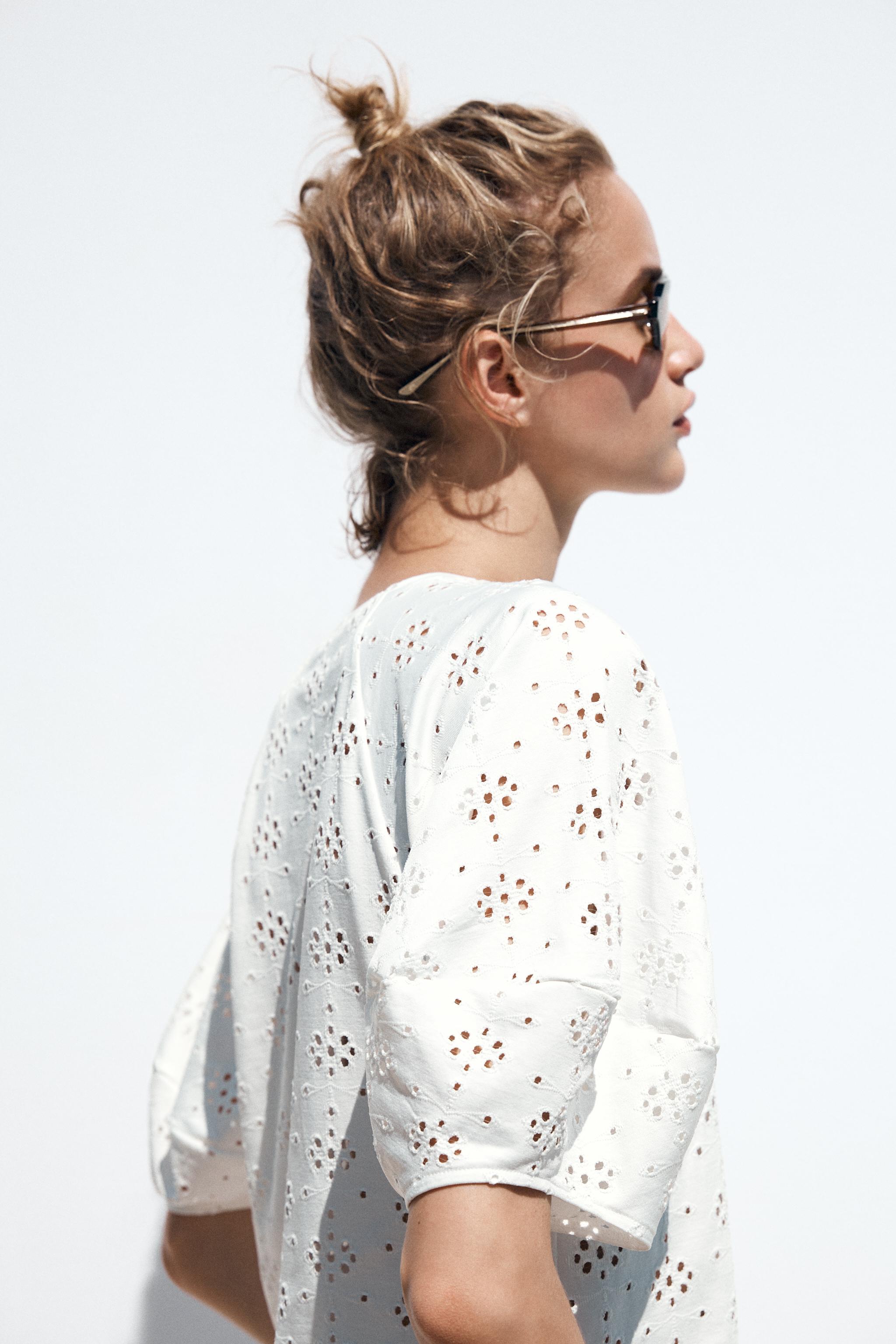 今年の流行 おすすめ ZARA パンチング刺繍入りＴシャツ パンチング刺繍入りTシャツ - オフホワイト | ZARA Japan / 日本