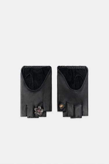 SHORT LEATHER FINGERLESS GLOVES WITH BROOCHES - Black by Zara