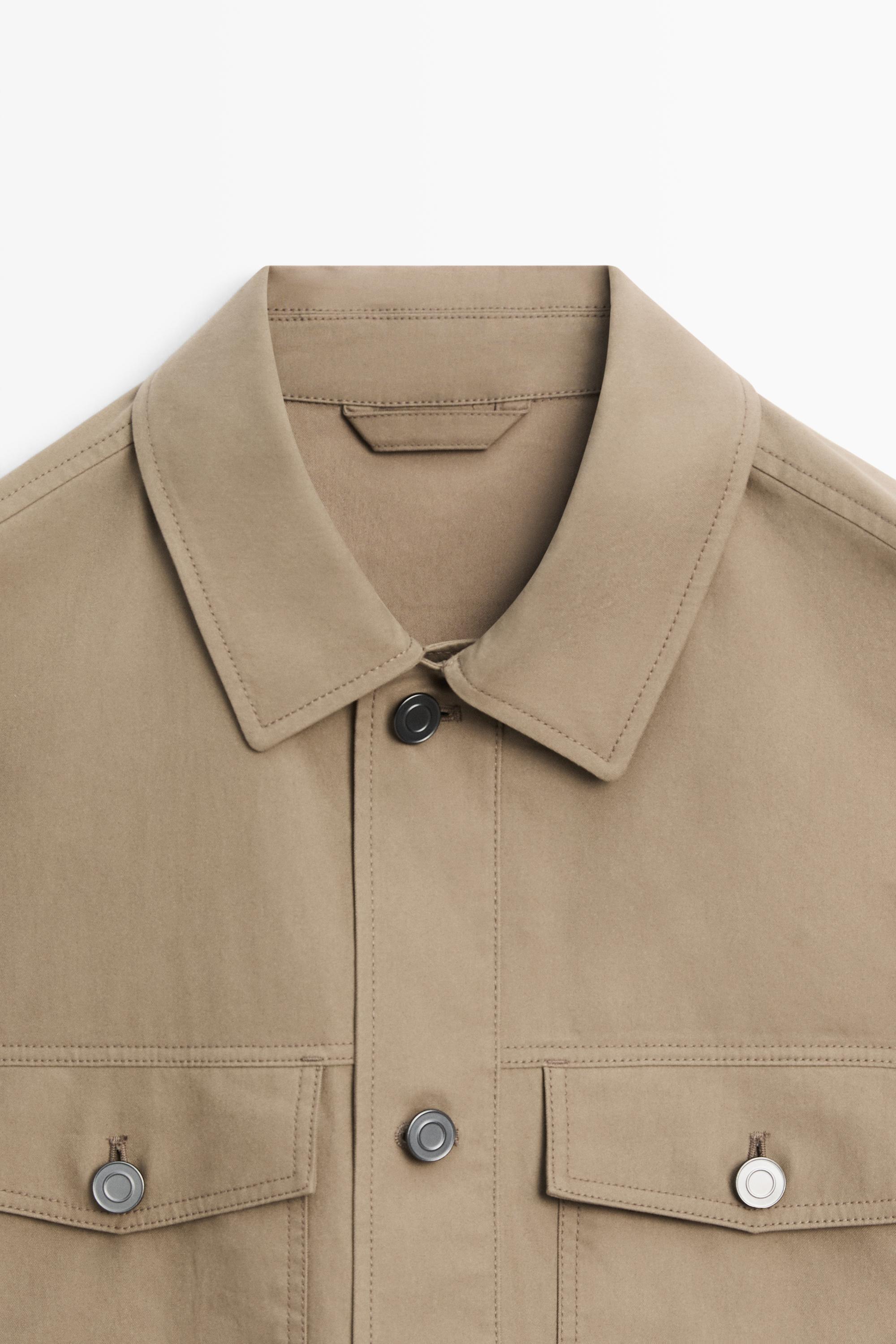 Double pocket trucker jacket