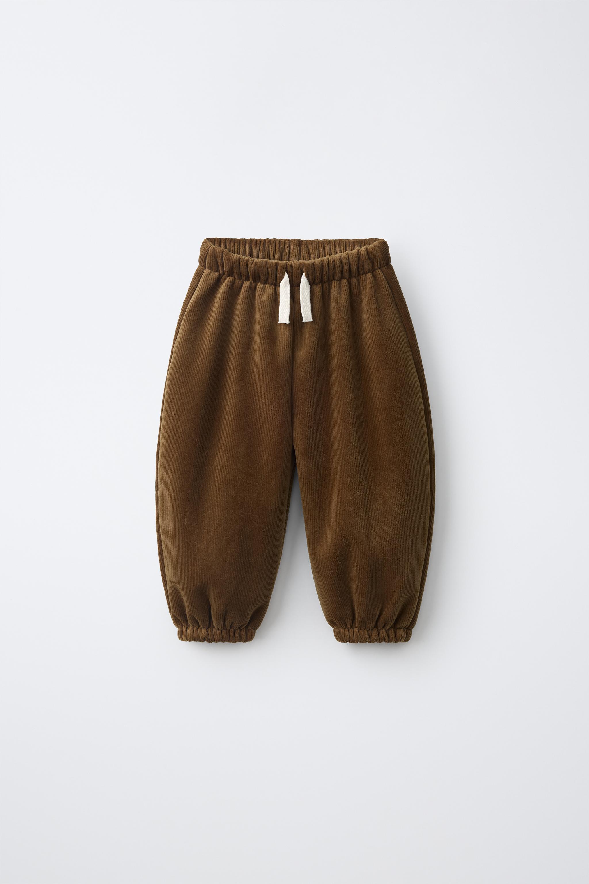 PANTALON JOGGER EN VELOURS CÔTELÉ