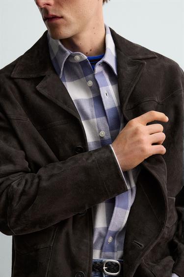 SURCHEMISE EN CUIR DAIM AARON LEVINE X ZARA - Marron foncé de Zara - Image 4