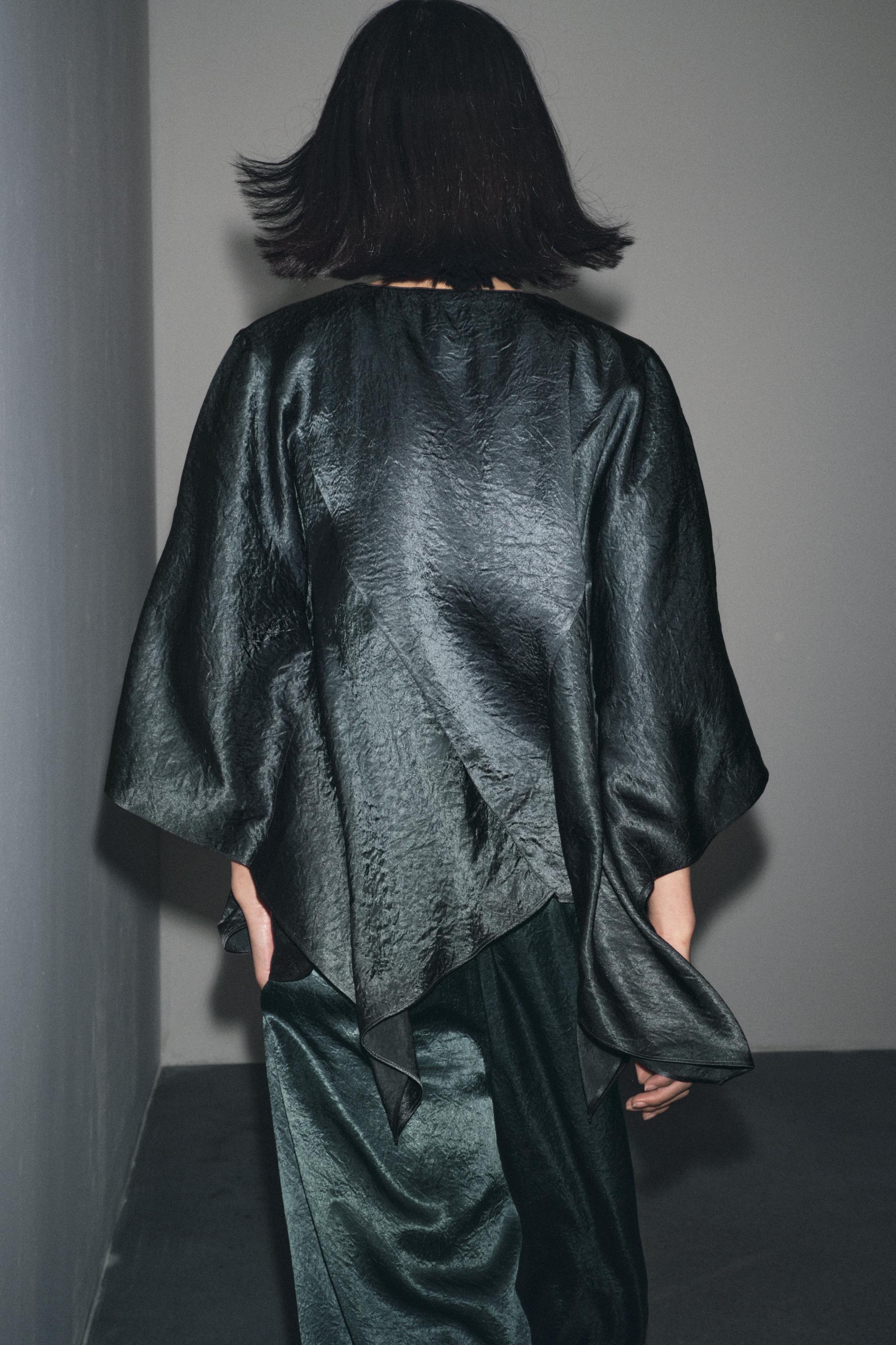 ZW COLLECTION SATIN EFFECT CAPE SHIRT - Golden | ZARA United