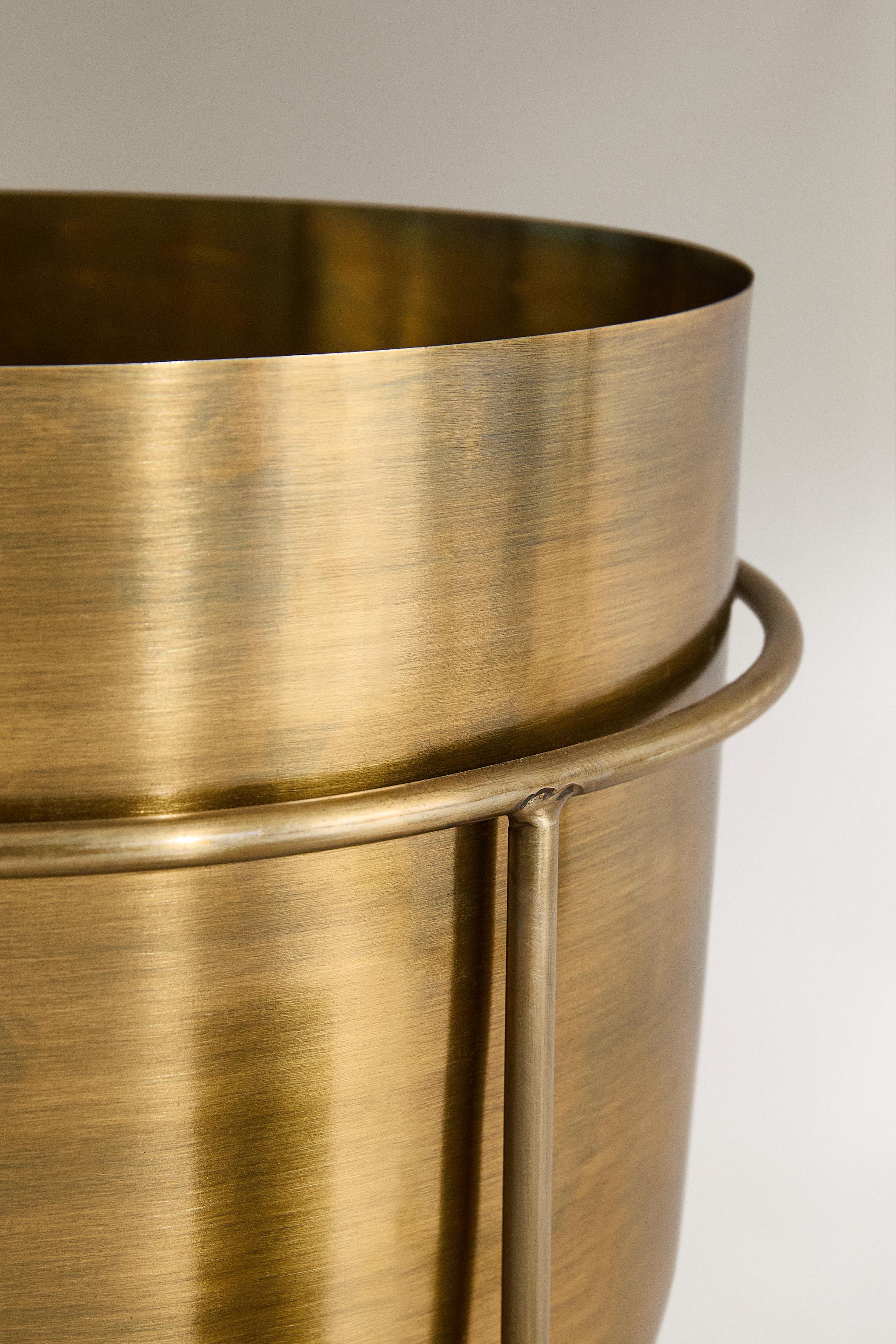 GOLD PLANTER